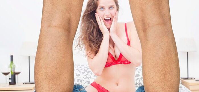 Donna sorpresa dall'ingrandimento del pene di un uomo, foto 2