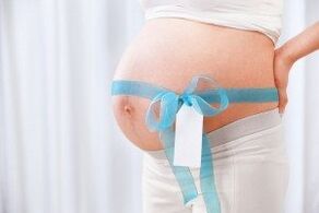 La dimensione del pene di un ragazzo è indirettamente influenzata dallo stile di vita della madre durante la gravidanza.